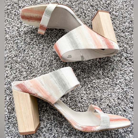 Sanctuary Spears Sandals - Picture 6 of 9